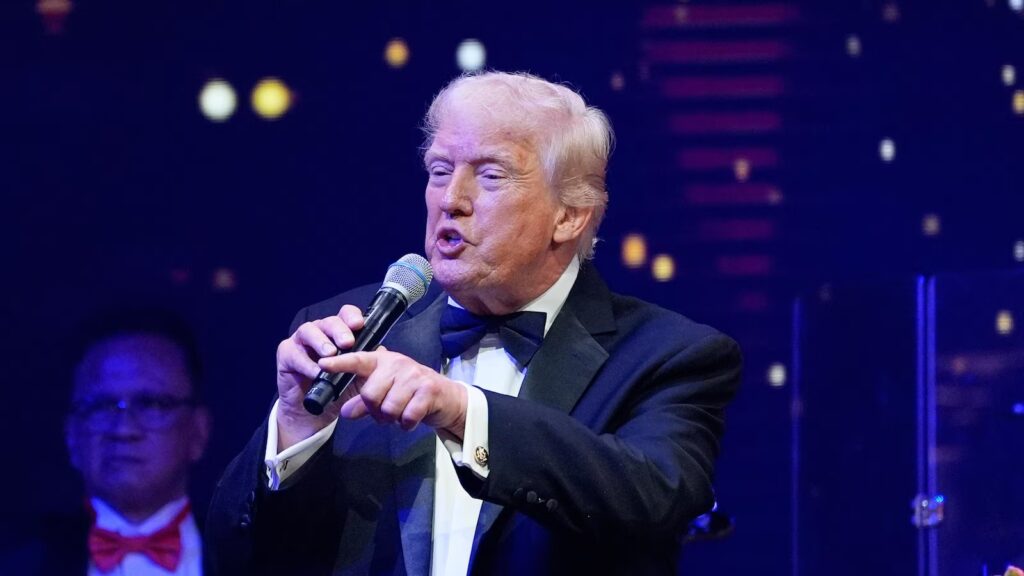 Trump delays increased tariffs on upholstered furniture, kitchen cabinets and vanities for a year 1 wirestory a89ea5c044af3c2ac8ffcb481e0150ef 16x9