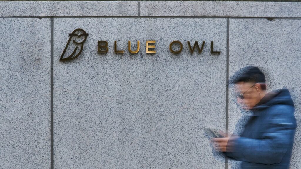 Blue Owl curbs investor liquidity following private loans sale 2 108254630 1768946838214 gettyimages 2256762615 BLUE OWL.jpeg