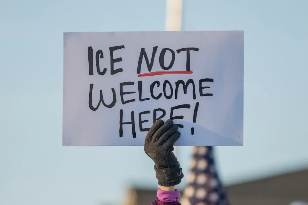 After N.J. children flee ICE officers, protest draws 300 1 24fd13909e474568fb2a63cdfae5d9fe.webp