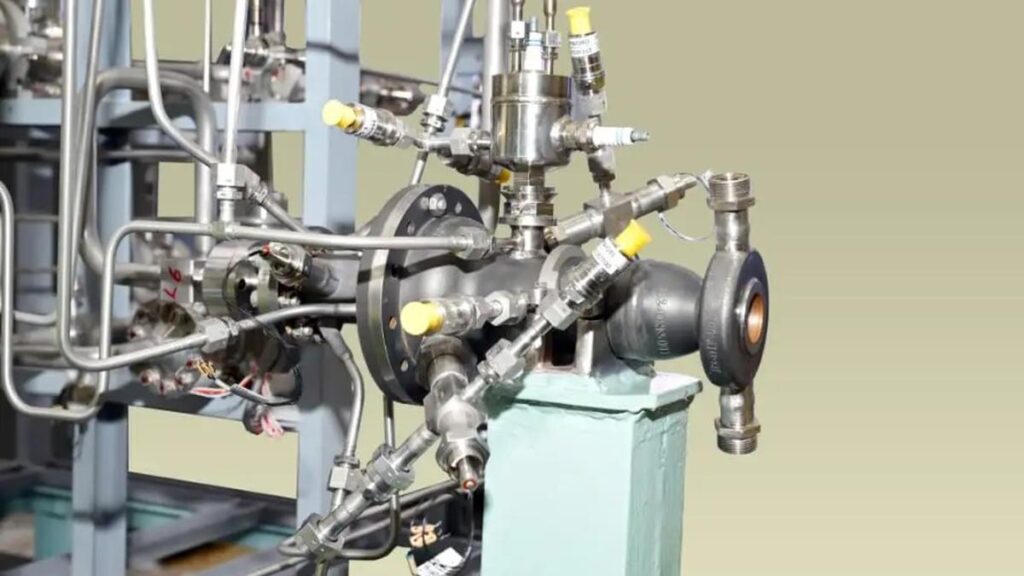 ISRO tests thrust chamber for LOX-Methane Engine 1 ISRO.jpg