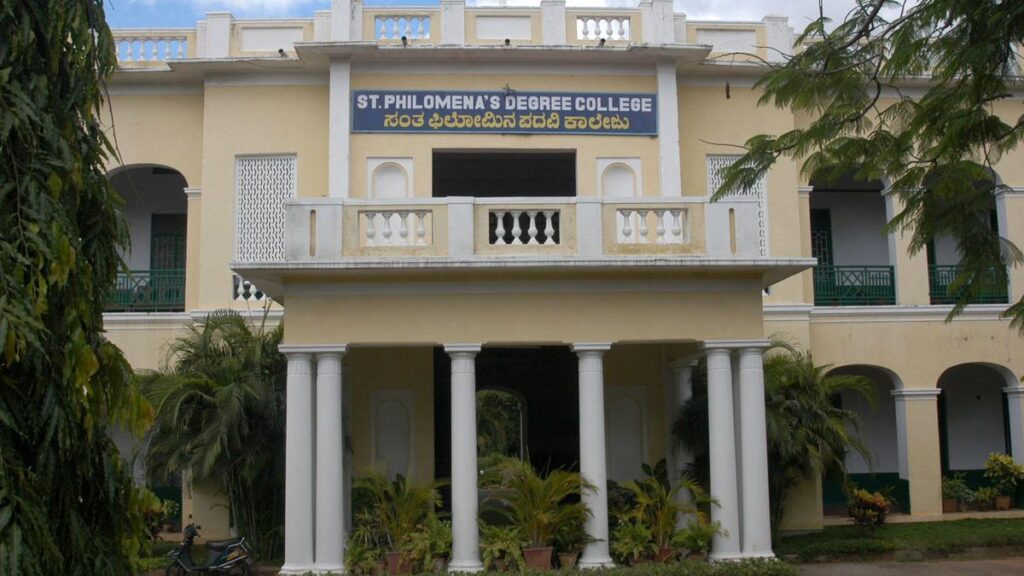 Desi Habba held at St. Philomena’s college to celebrate international mother language day 1 MYSRI 1 4 2015 13 30 7 STPHILOMENACOLLEGE.JPG