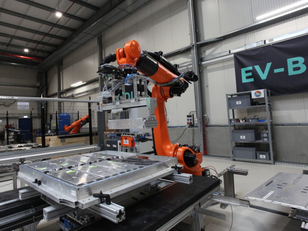 Luxembourg’s R3 Robotics raises €20m to recycle critical raw materials from EVs 1 R3R Robot Image Feb 2026.jpg