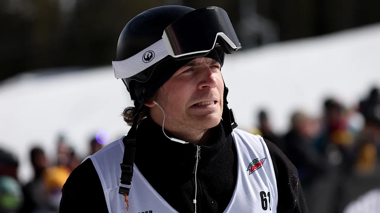 olympics hunter hess 020826 1.jpg