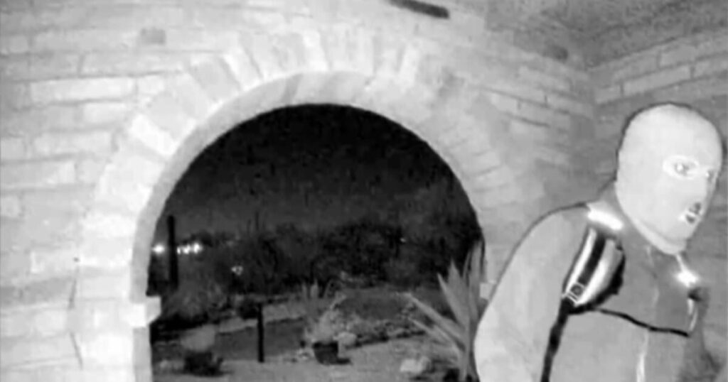 urlhttps3A2F2Fcalifornia times brightspot.s3.amazonaws.com2F2c2Fdd2Fce4ba9fe493eb6bd8f1803f7.jpeg