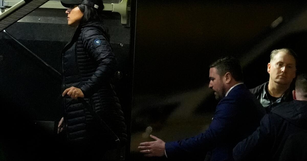 urlhttps3A2F2Fcalifornia times brightspot.s3.amazonaws.com2Ff62F1a2Fd54e7a2544889f30ca92ea9b.jpeg