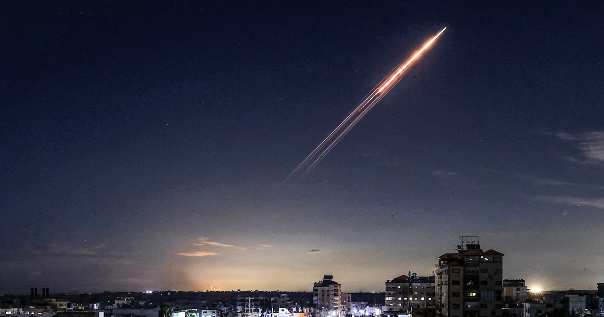 260306 missile launched from iran ew 1205p 975fb4.jpg