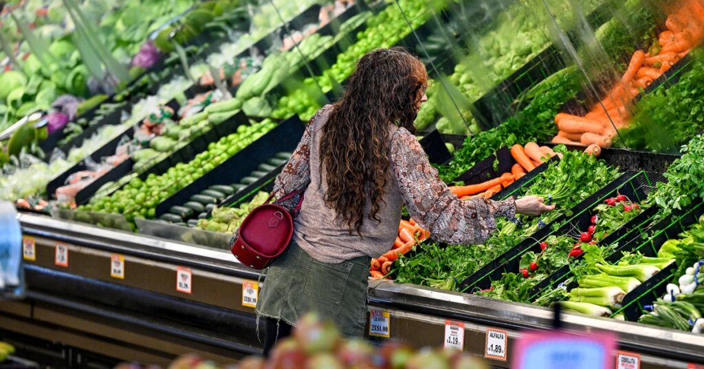 The Iran war's looming economic threat: Higher food prices 1 260313 supermarket ch 1016 be1695.jpg