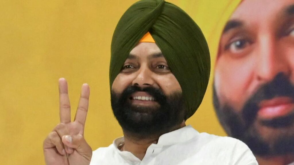 Opposition seeks arrest of AAP leader in Punjab 1 AFP 34NF682.jpg