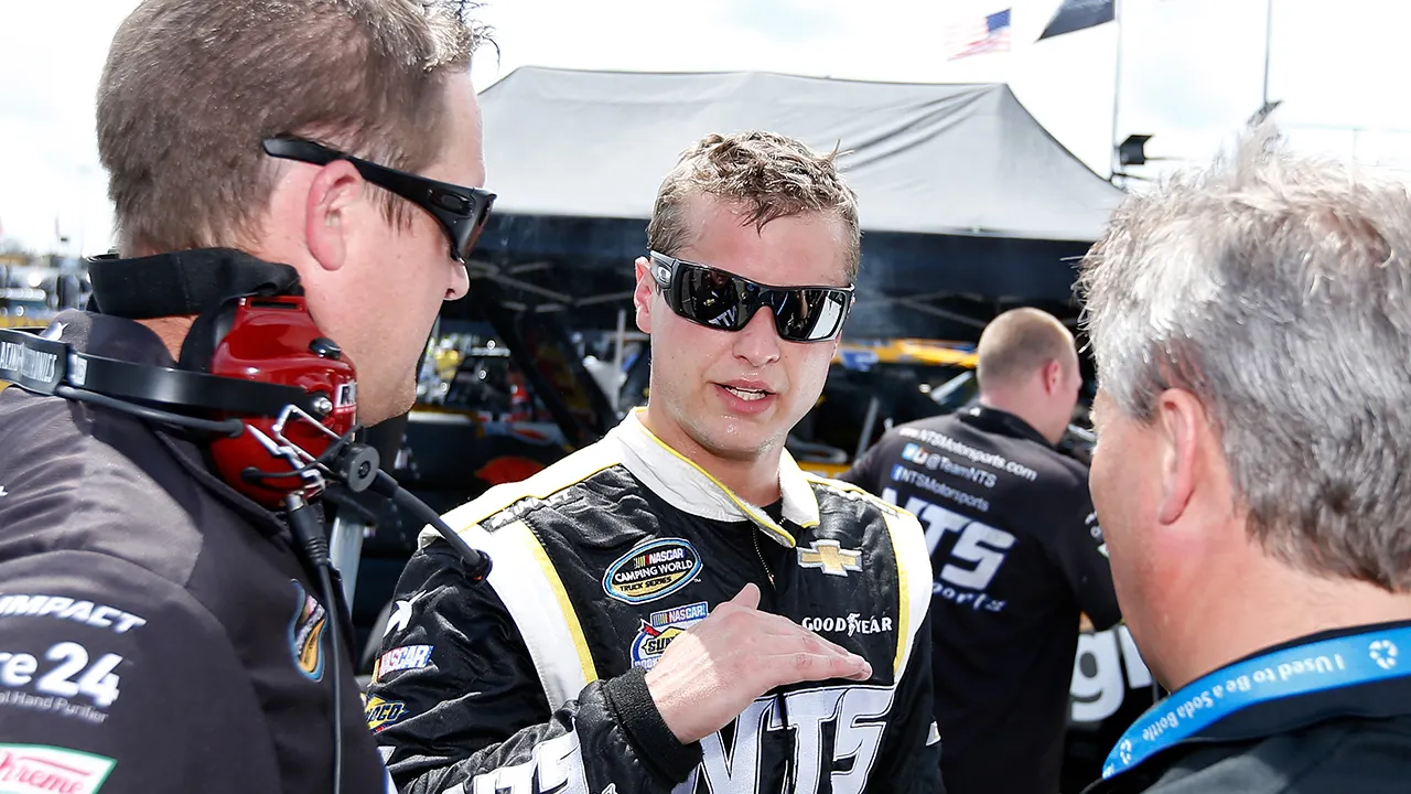 chase pistone headshot 3326.jpg