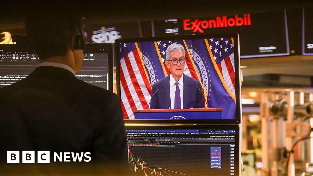 US holds interest rates as Iran war triggers oil shock 1 ecf60f80 22e5 11f1 9c64 25f36d76b36f.jpg