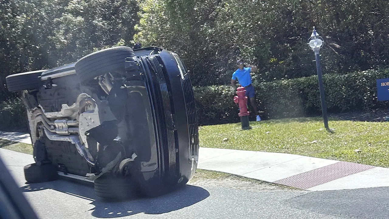 tiger woods vehicle rollover florida.jpg