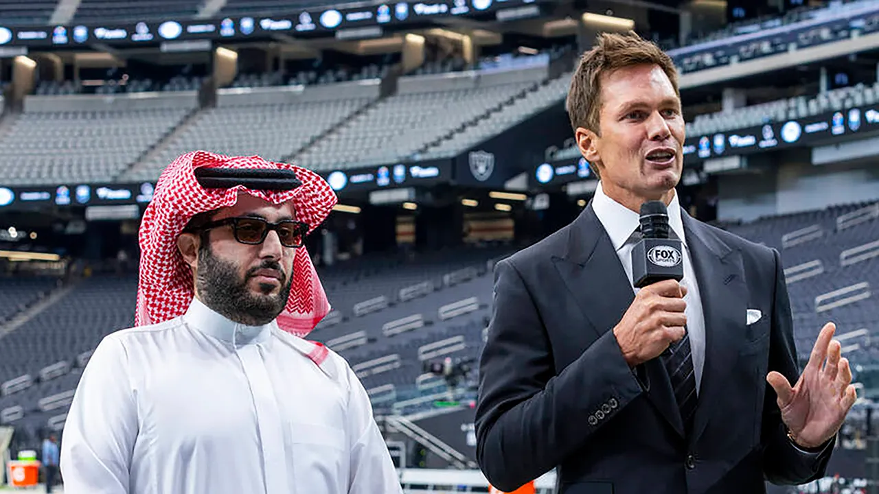 tom brady saudi 3626.jpg