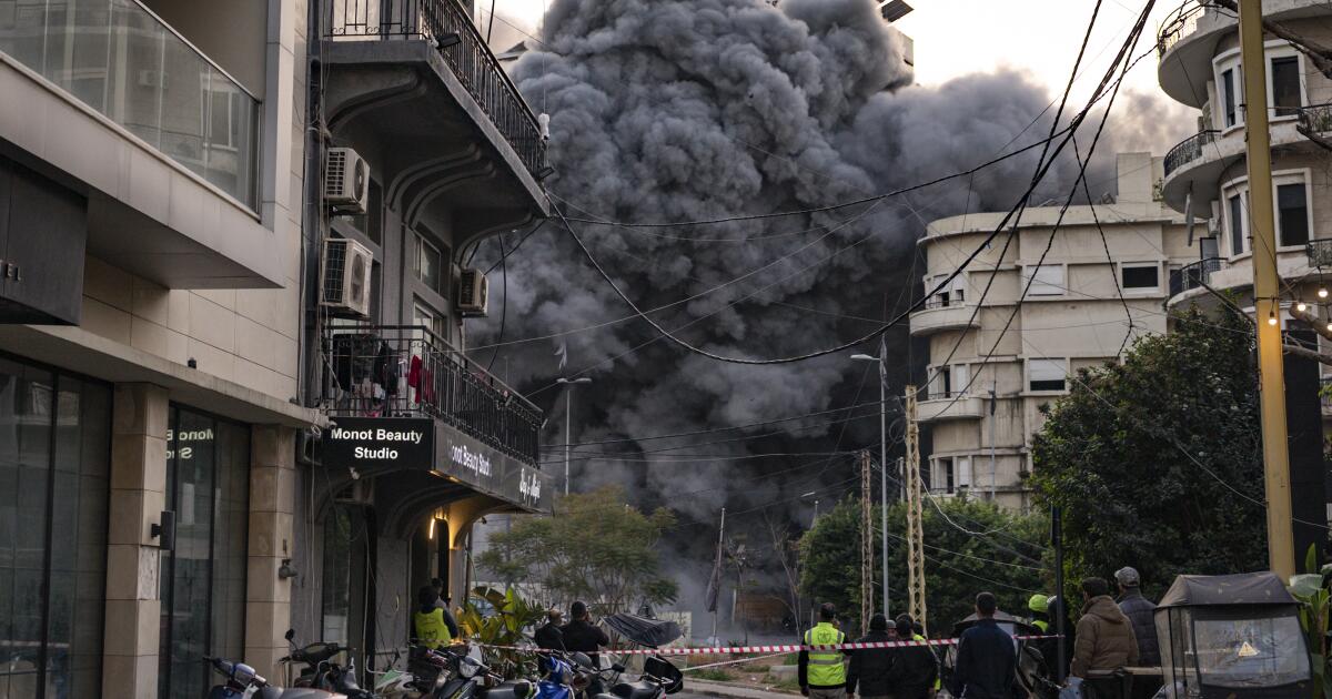 urlhttps3A2F2Fcalifornia times brightspot.s3.amazonaws.com2F332Fe82F298af66647ae9d1671bba424.jpeg