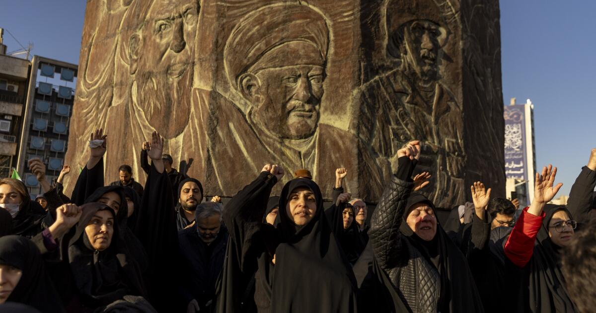 urlhttps3A2F2Fcalifornia times brightspot.s3.amazonaws.com2F392F462Fccd21c5c4f23858246ca84e8.jpeg