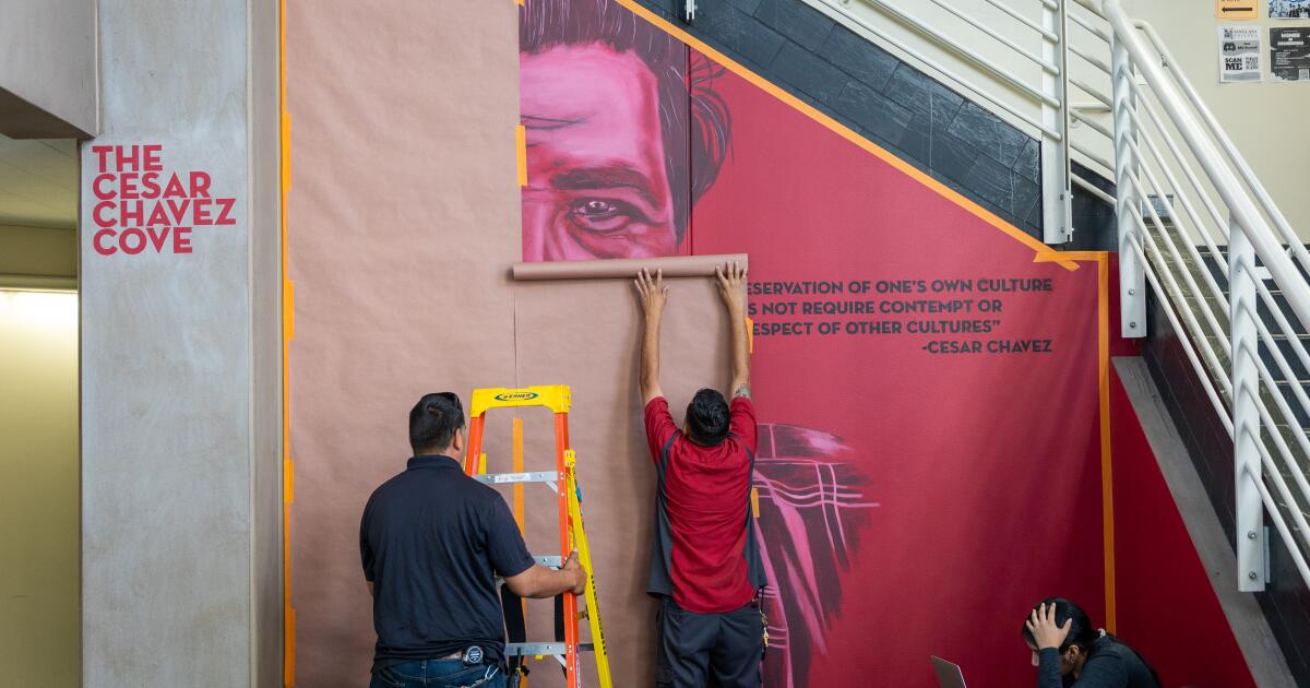 urlhttps3A2F2Fcalifornia times brightspot.s3.amazonaws.com2F6d2Ffa2Fb8ad76a248518ce11570ca60.jpeg