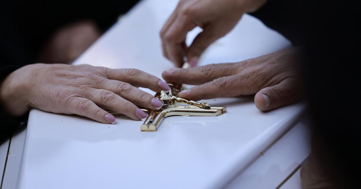 urlhttps3A2F2Fcalifornia times brightspot.s3.amazonaws.com2F912F162F04e8e0704bccb61daaa7ac1f.jpeg