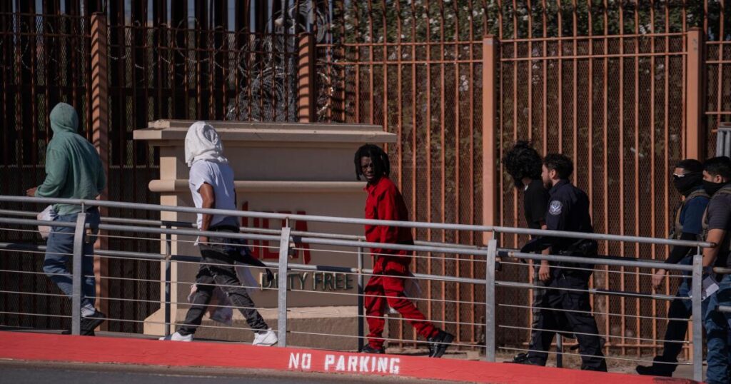 Supreme Court will rule on Trump's plan to end temporary protection for Haitians, Syrians 1 urlhttps3A2F2Fcalifornia times brightspot.s3.amazonaws.com2Fbc2Ffe2Fa9ce32744d9ca163940605ee.jpeg