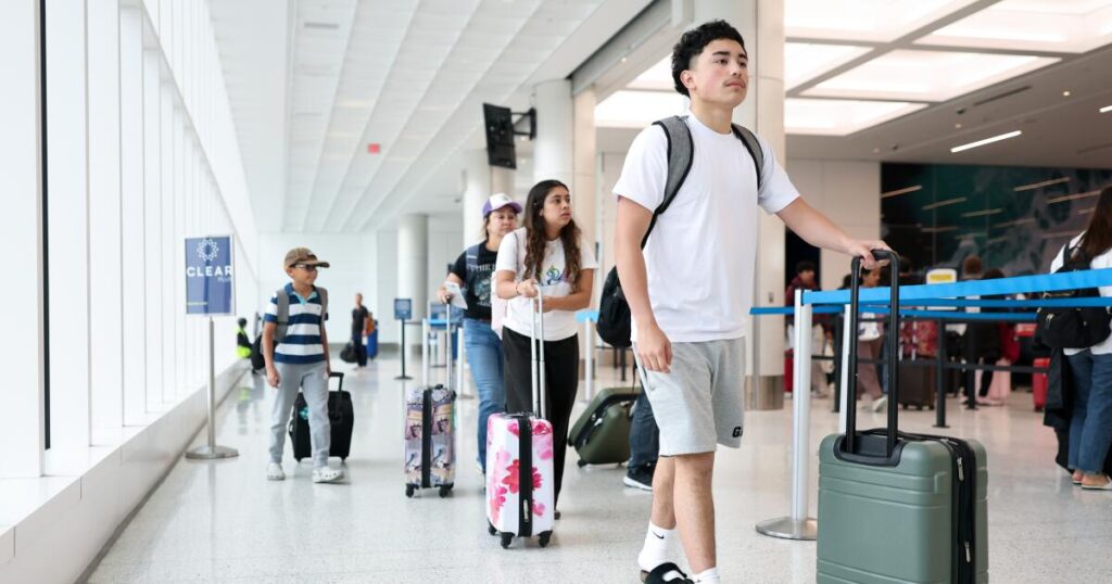 urlhttps3A2F2Fcalifornia times brightspot.s3.amazonaws.com2Fe32F3e2F14bcd75a4336b0fd8c48b3ee.jpeg