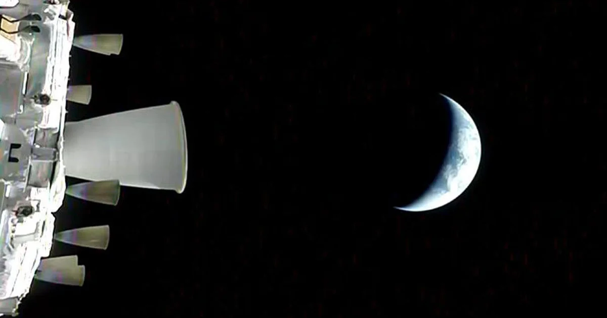 040226 earthview.jpg