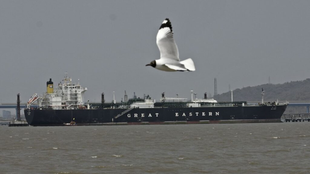 108290215 1776039247396 gettyimages 2268790745 aditya notitle260401 nplvM.jpeg