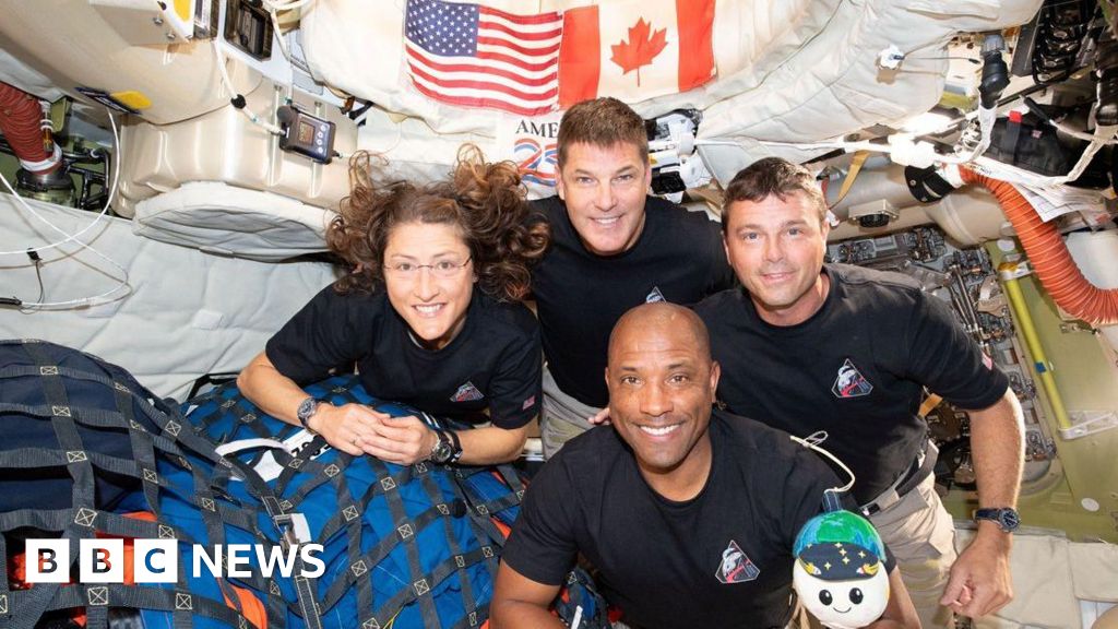 163562d0 34d2 11f1 b6fa ffe30cc4b5f0.jpg