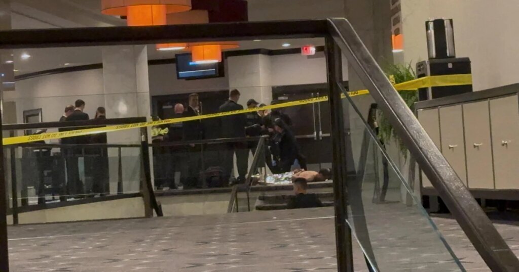 2026 04 26t095521z 898204993 rc2wwkarrcc9 rtrmadp 3 usa trump dinner.jpg