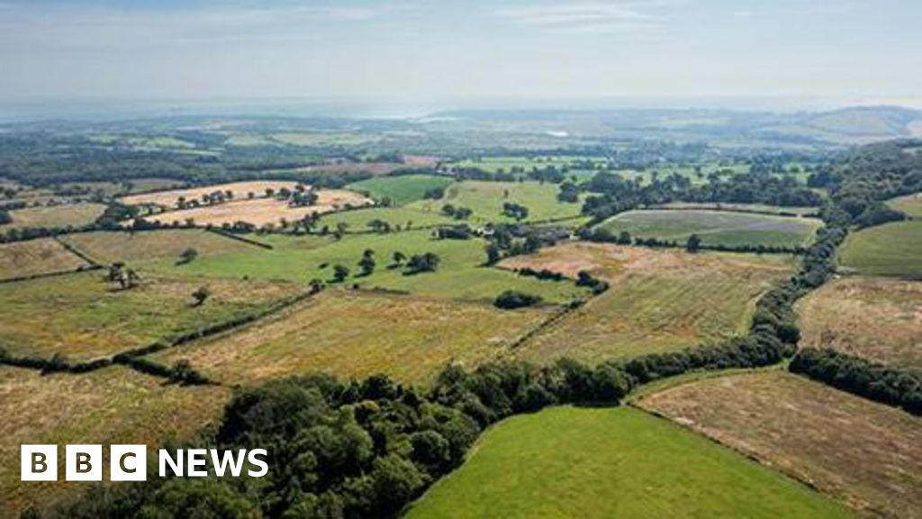 Researchers look into island's health benefits 1 7bf481d0 329a 11f1 8cba 9df81803c83c.jpg