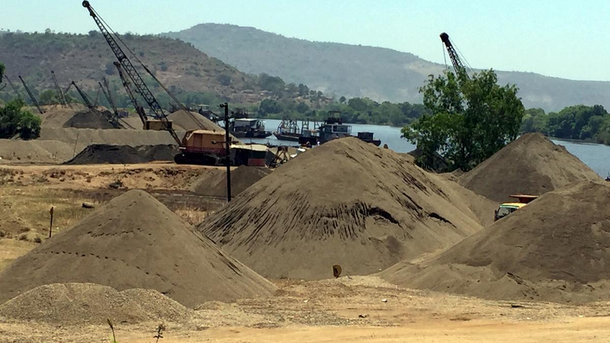 Illegal Sand Mining Mahad Sumaira Abdulali.jpg