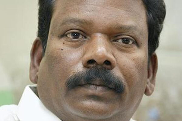 NIV Seat swap oG4VFPGLKJ.4.jpg.jpg