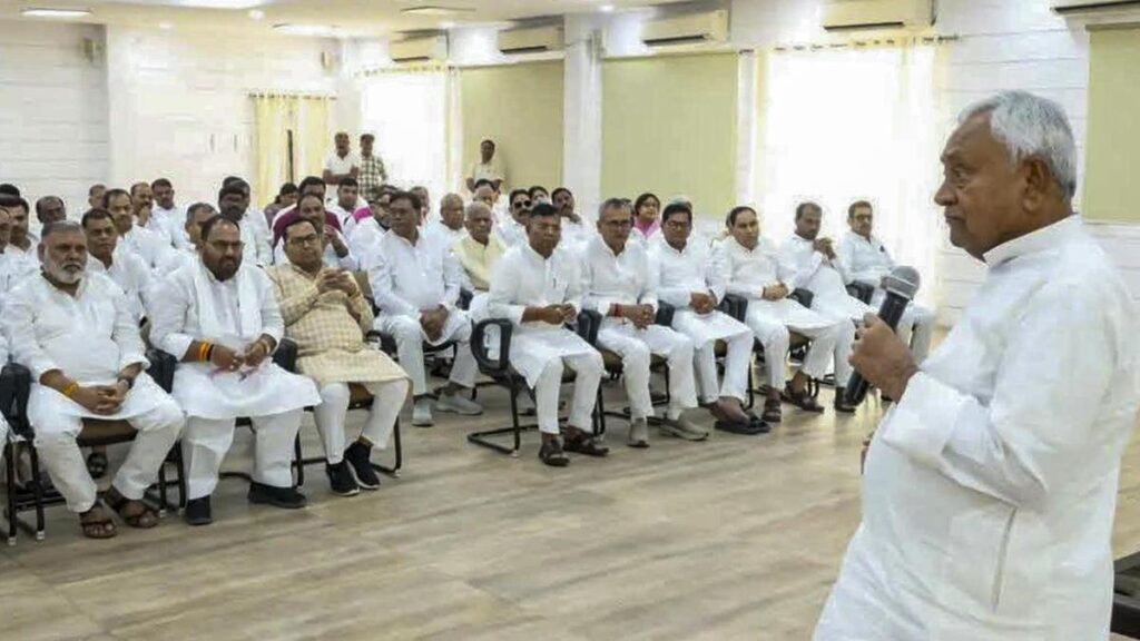 PTI04 20 2026 000522B.jpg