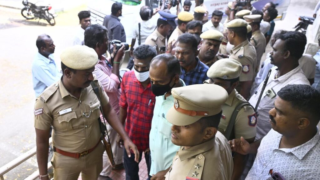 Sattankulam Jayaraj-Benicks custodial deaths case: All nine policemen sentenced to death 1 Sattankulam20custodial20deaths20case.jpg
