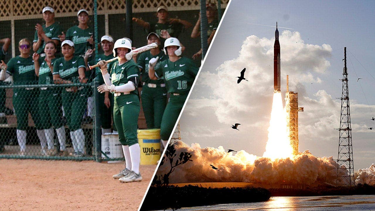 Stetson University softball Artemis Launch 001.jpeg