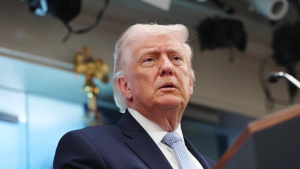 Tharoor Ceasefire GettyImages 2270123027.jpg