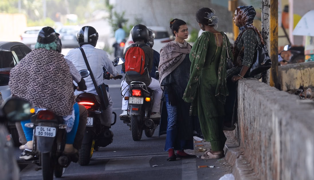 downtoearth2F2026 04 302F27dl42th2FDelhi Transgender 1.jpg
