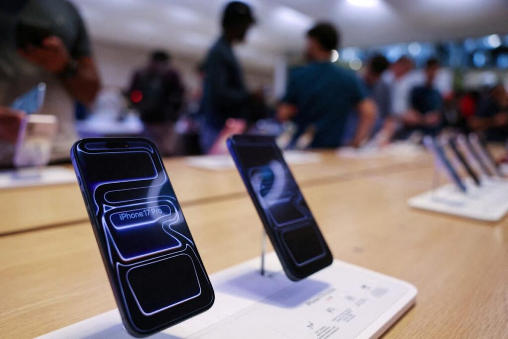 Apple is closing three US stores, including the first to unionize 1 ed1fcc9c 3c08 4666 be03 abc1d53d0b0e.jpeg