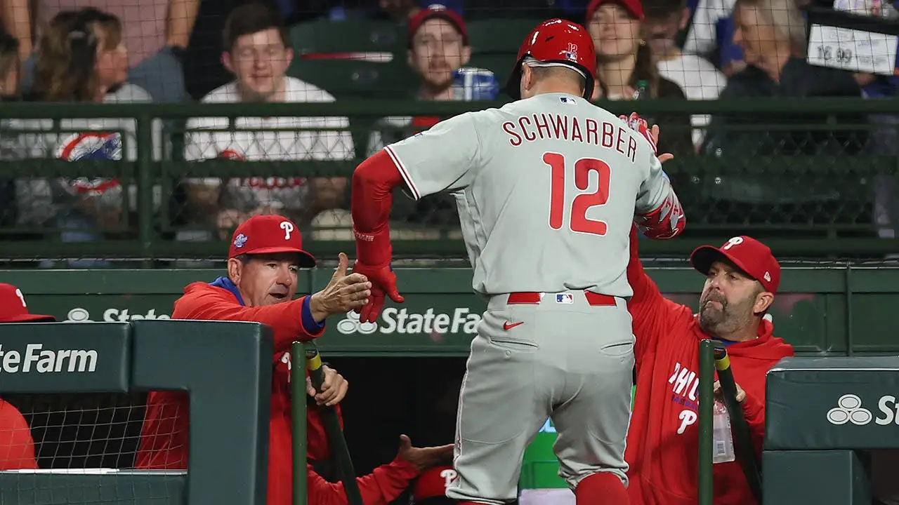 kyle schwarber home run wrigley fox news 001.jpeg