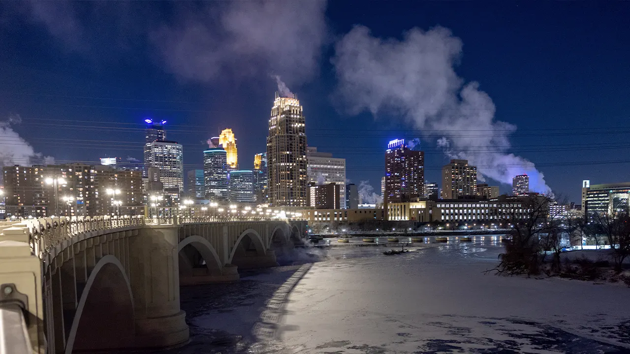 minneapolis city skyline 1.jpg