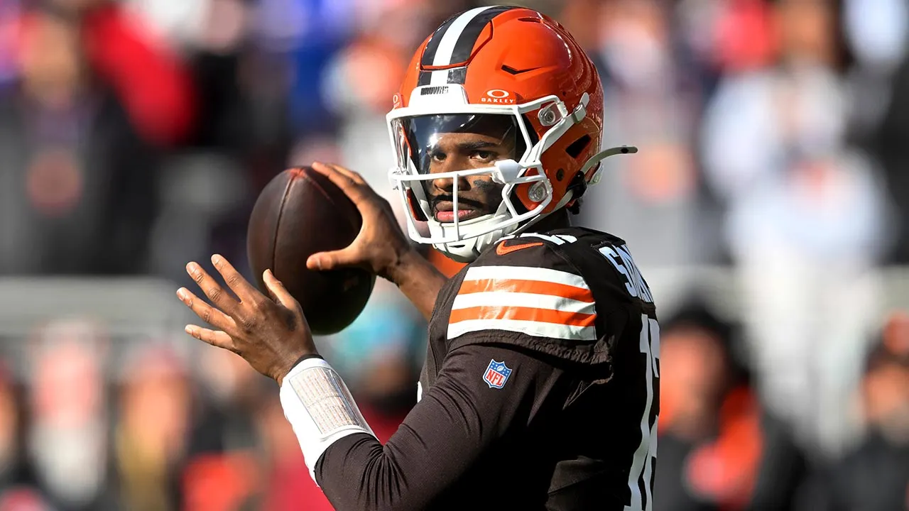 nfl browns shedeur sanders 122825 1.jpg