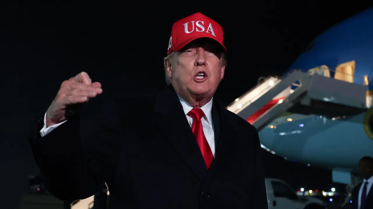 trump gaggle fox news 001.jpg