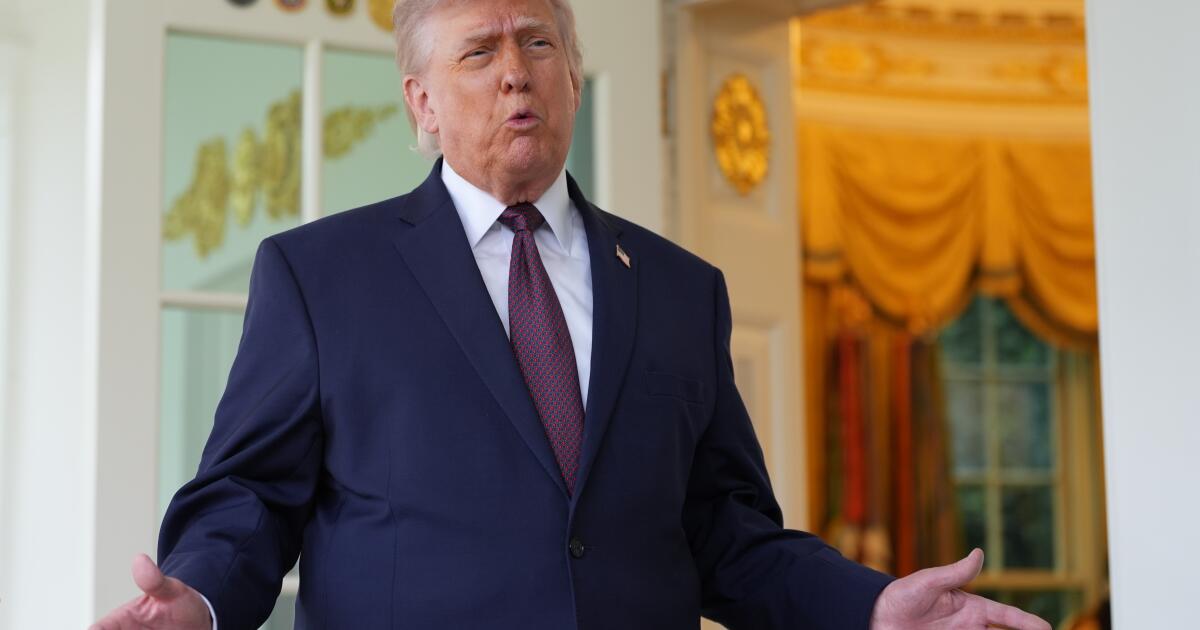 urlhttps3A2F2Fcalifornia times brightspot.s3.amazonaws.com2F6c2Fdf2Fcb1b31964148a2182f18e3dc.jpeg