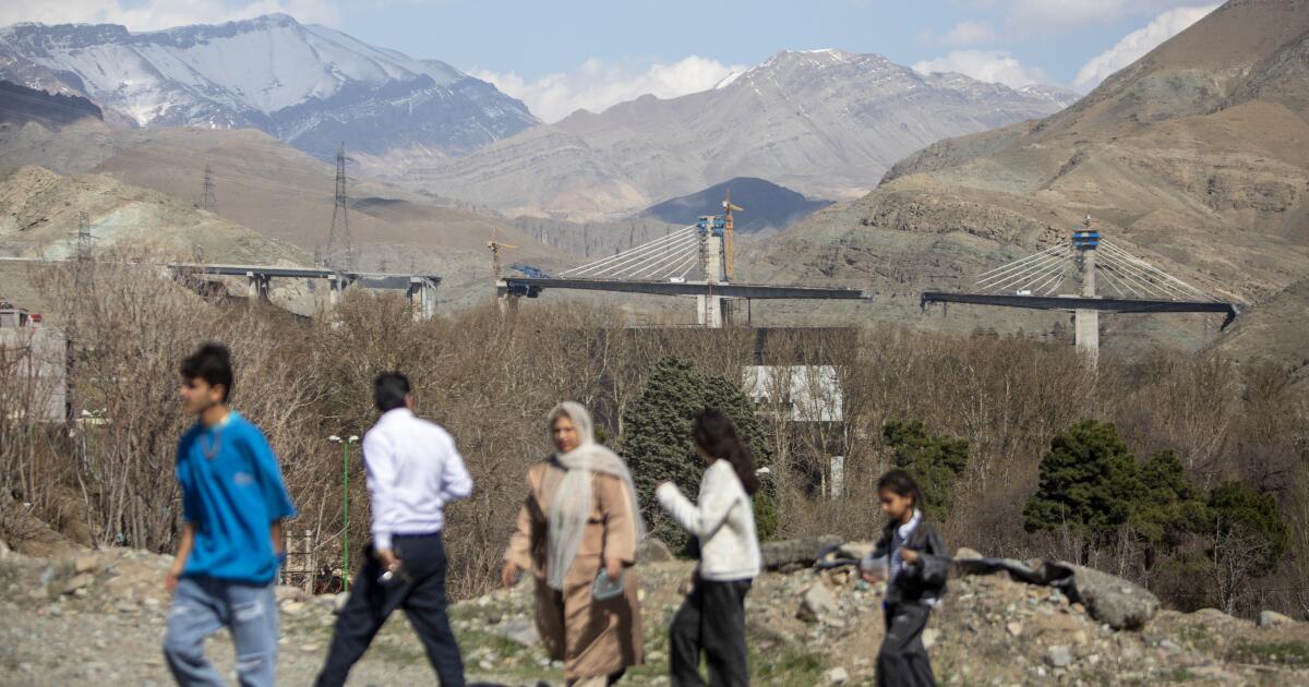 urlhttps3A2F2Fcalifornia times brightspot.s3.amazonaws.com2Fca2Ffb2F56ec0ada4efa9babfda25812.jpeg