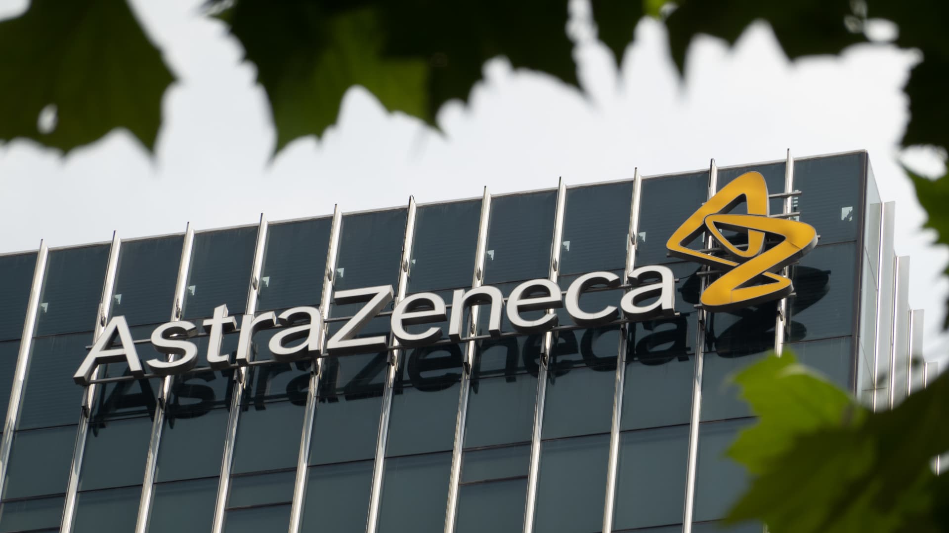 108198691 1757936194403 gettyimages 2221649488 Astrazeneca Office Building in Shanghai.jpeg
