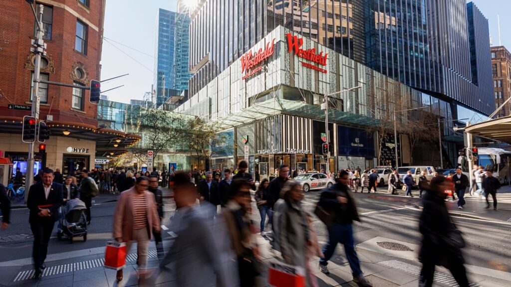 108232118 1764112908663 gettyimages 2226072368 AUSTRALIA RETAIL.jpeg