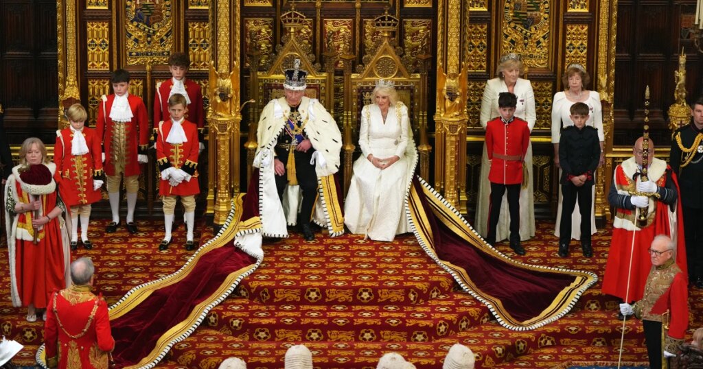 Starmer clings to his job as Charles joins State Opening of Parliament 3 260513 king rs 0ff212.jpg