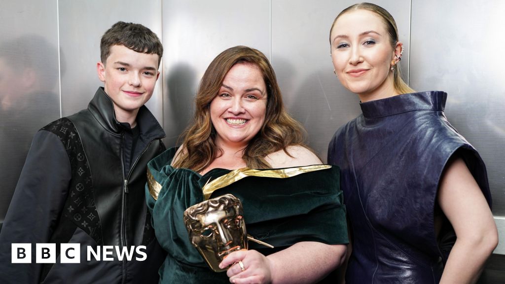 Adolescence, Amandaland and Traitors stars ready for Bafta TV Awards 1 3b9bff30 4a34 11f1 a70d c72ff4101914.jpg