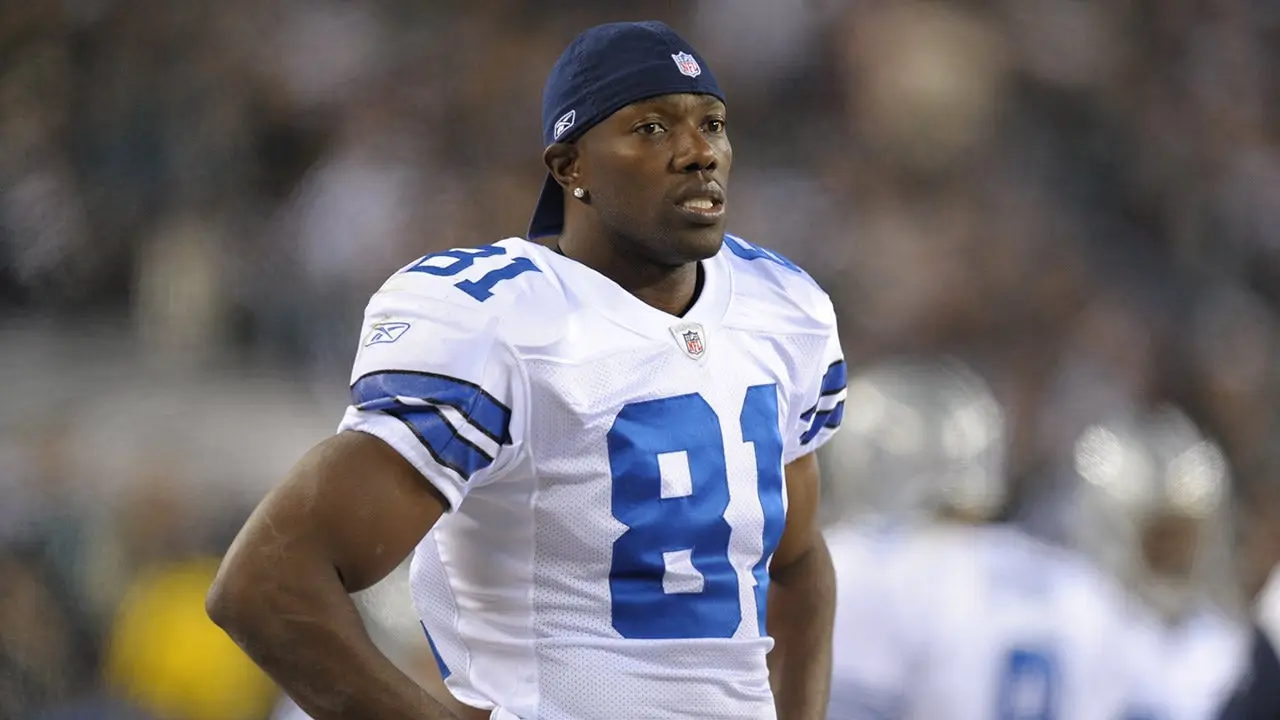 Terrell Owens Dallas Cowboys wide receiver.jpeg