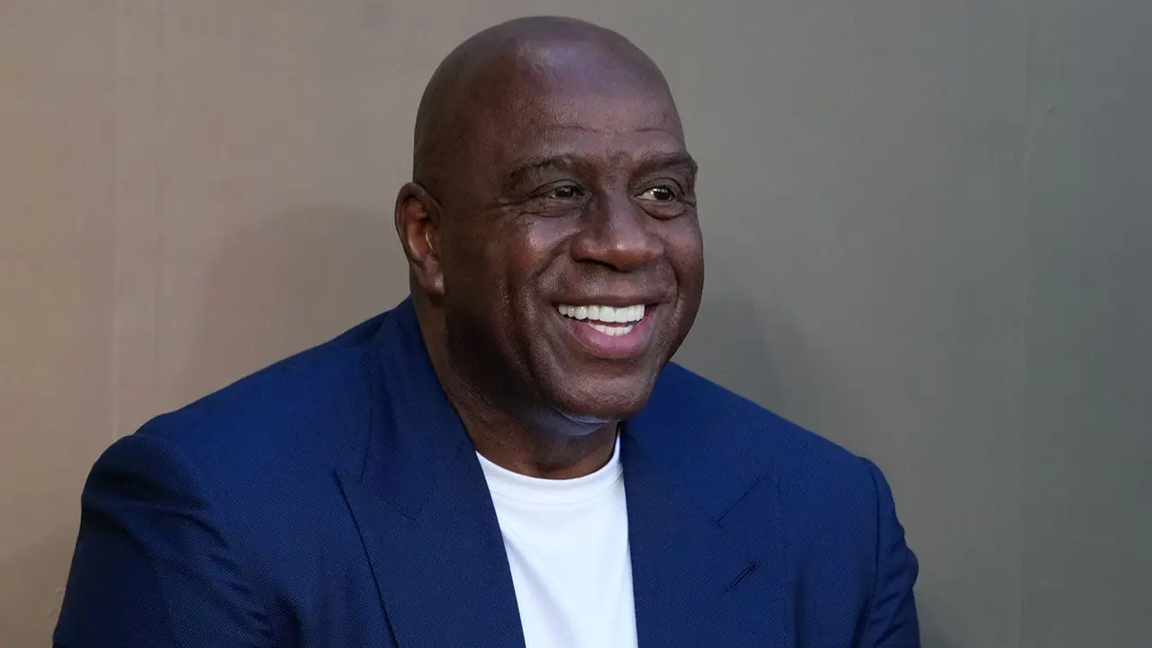 magic johnson pat riley statue fox news 001.jpeg