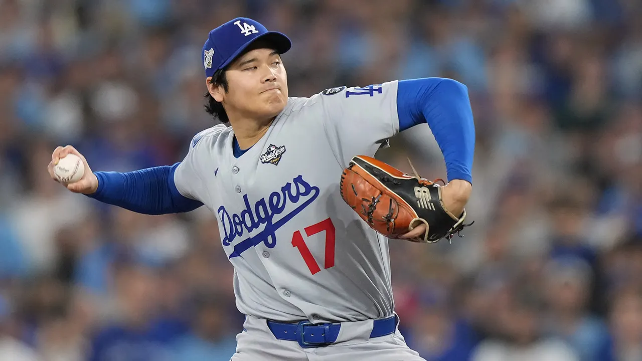 mlb dodgers shohei ohtani 110125 4.jpg