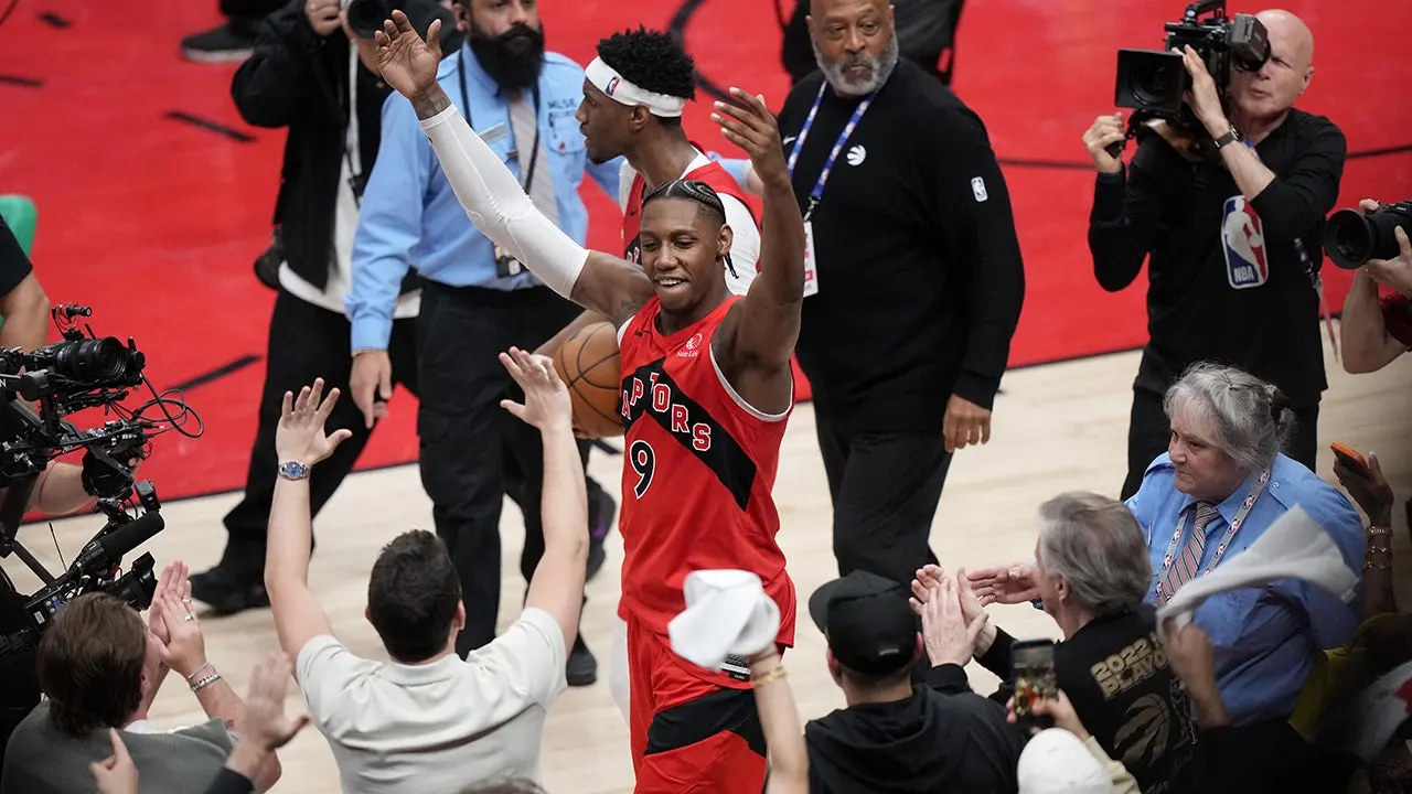 rj barrett celebrates toronto fox news 101.jpeg
