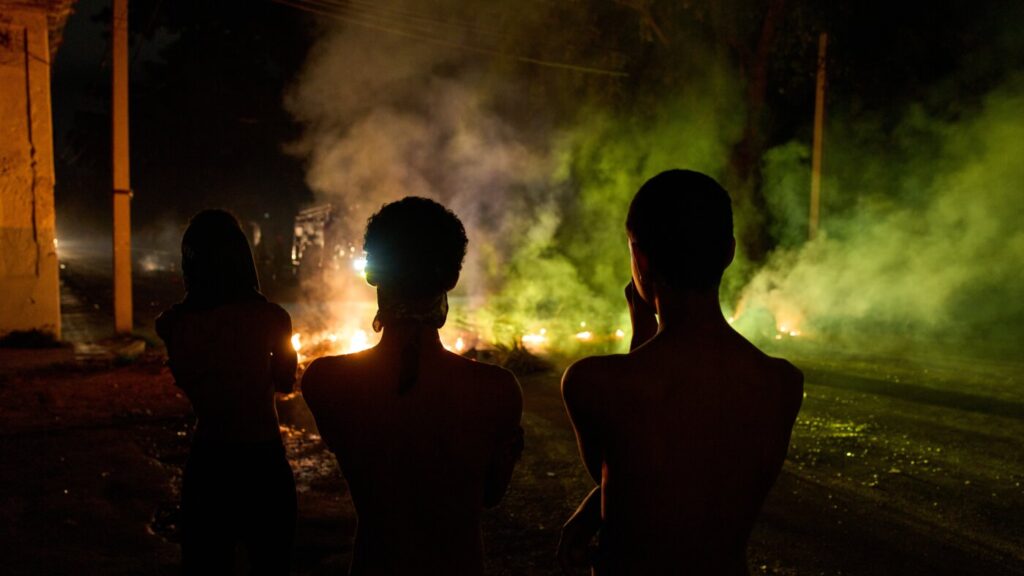 Major blackout in Cuba as power grid collapses : NPR 1 urlhttp3A2F2Fnpr brightspot.s3.amazonaws.com2Fca2Fcb2F5c3da8a74cb68cbac57d3d83567a2Fap26134.jpeg